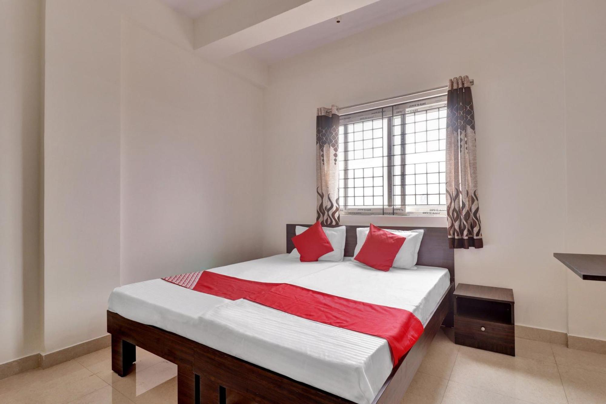 Hotel Millennium Comfort Bangalore Eksteriør billede